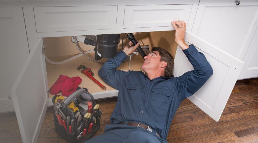 Local expert plumbing services in Roodhouse, IL